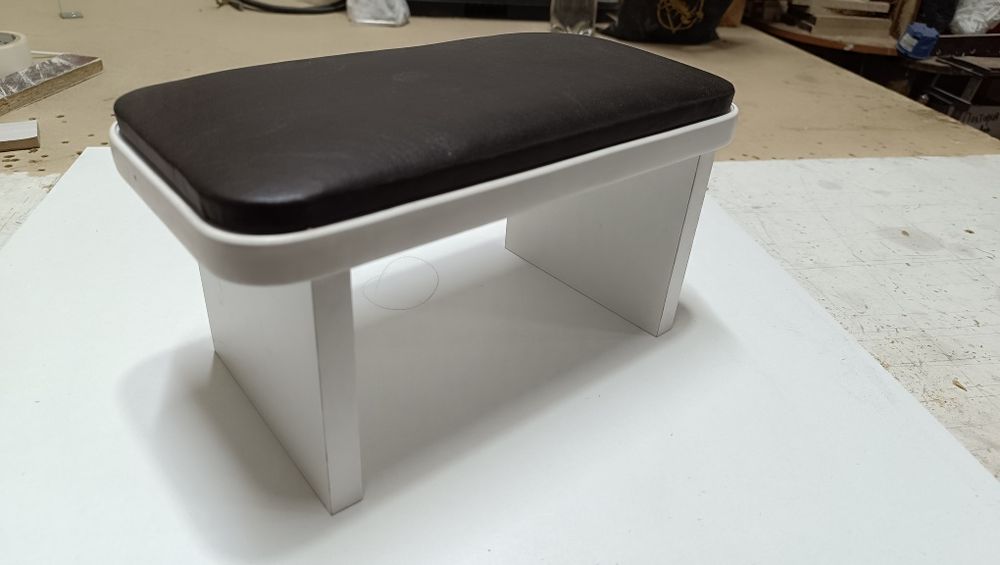 Подставка для маникюра