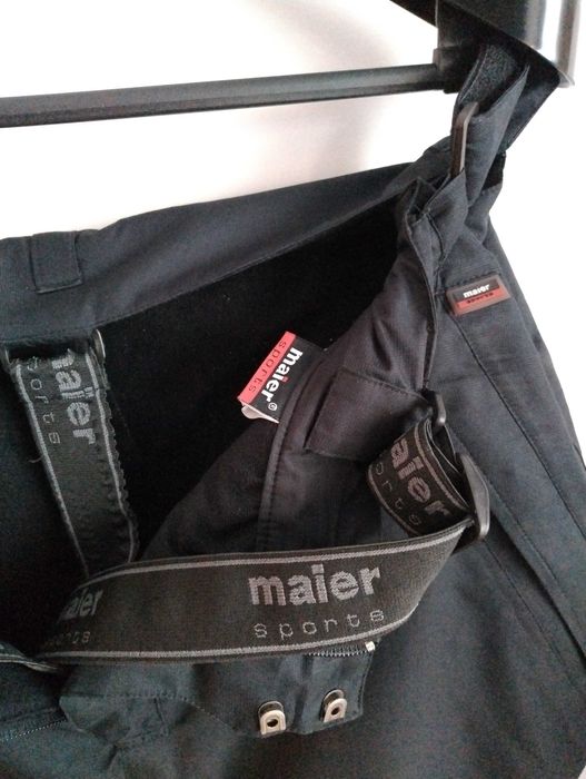 Costum schi Mayer, material Sympatex, roșu-negru-argintiu, mărime 58