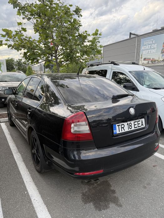 SKODA Octavia 2010 — imagine 2