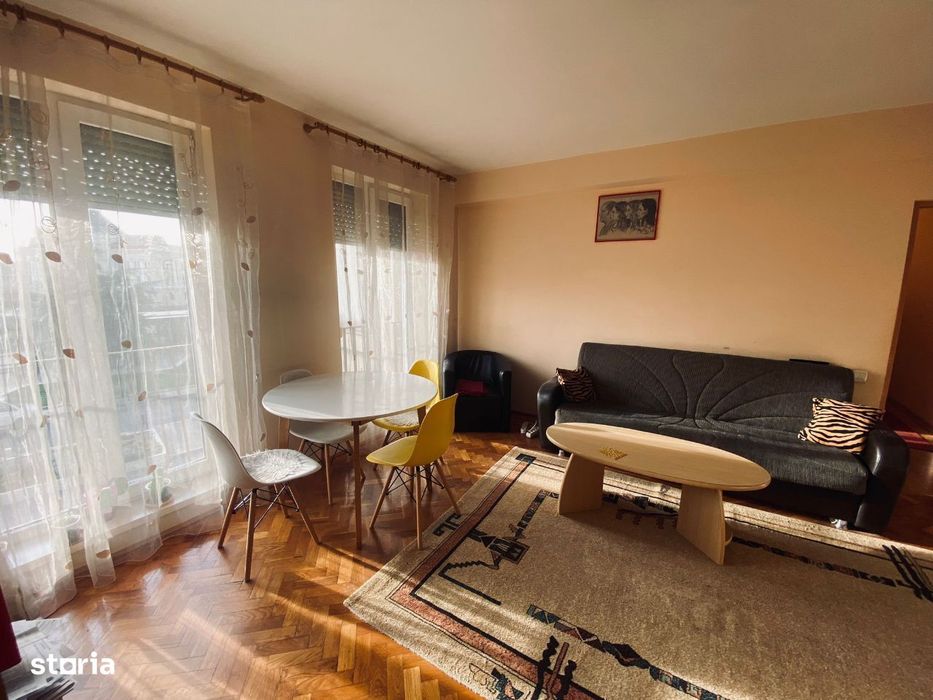 Apartament 4 camere de inchiriat Oradea