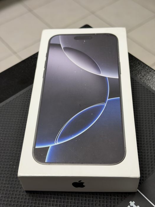 Apple iPhone 16 Pro Max,Black Titanium,256GB *КатоНов*1г Гаранция*