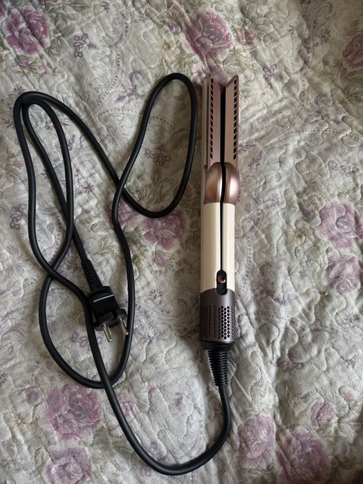 Продам фен - выпрямитель