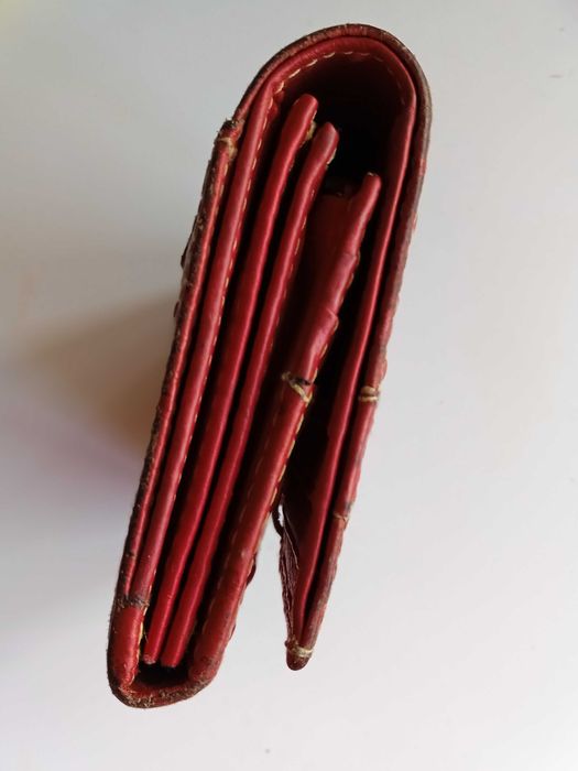 Портмоне кожено 19 см * 11 см