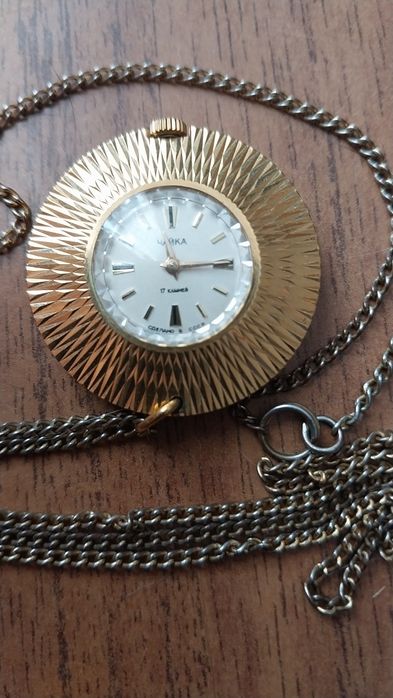 Часы кулон марки Чайка