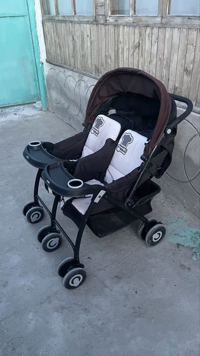Коляска для двойни