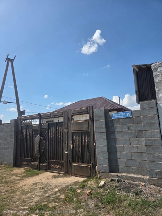 Дом 4 комнаты продам, село Каражар