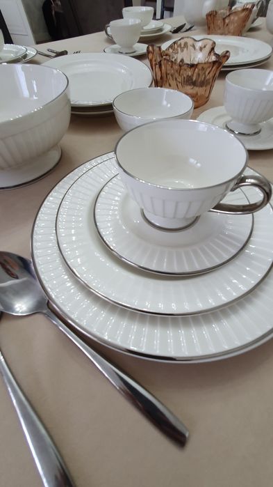 Сервиз столово-чайный