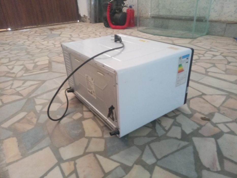 Artel pichki satiladi