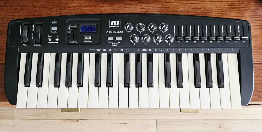 Claviatura MIDI USB Miditech i2-Control 37