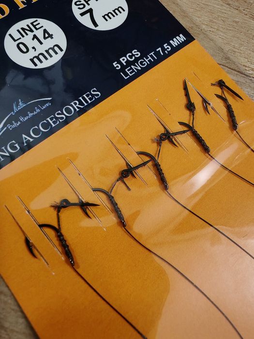 Riguri carlige legate feeder cu spin