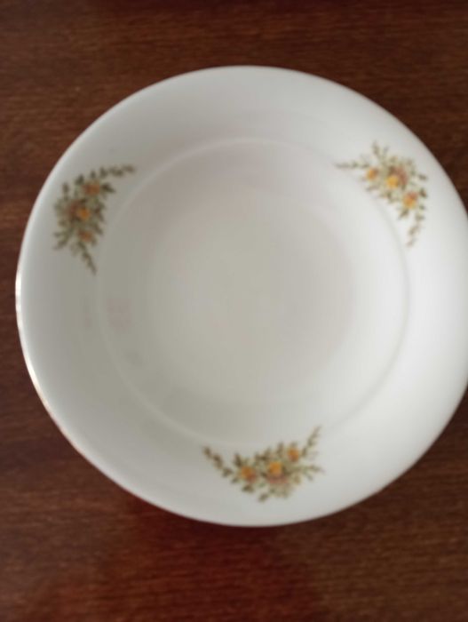 Домашни потреби чинии два вида