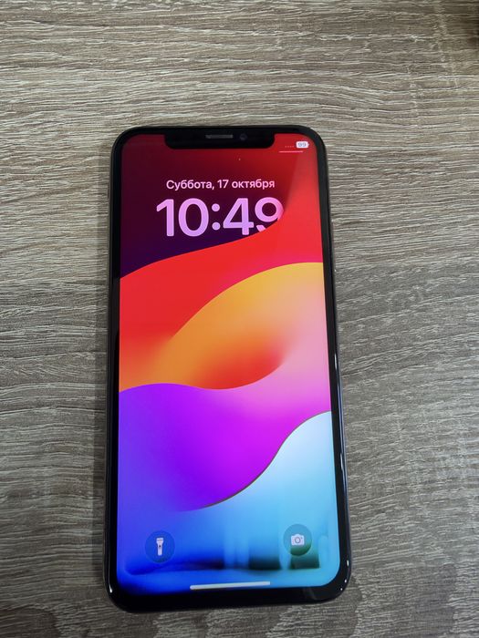 Продам Айфон XS в рабочем состоянии