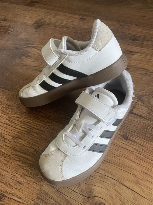 Момичешки маратонки Adidas