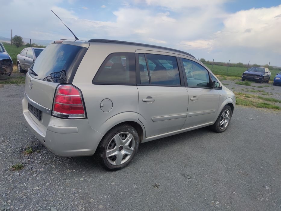 Опел Зафира Б 1.8 140к.с z18xer На Части/Opel Zafira B 1,8 z18xer 140k