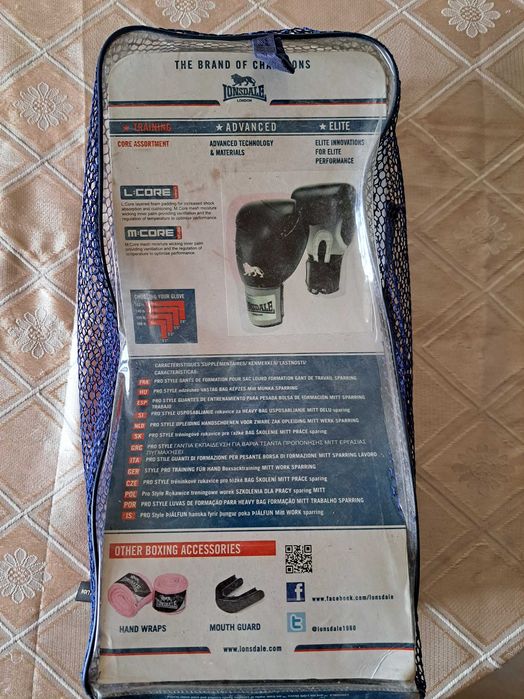 Боксови ръкавици wonsdale размер 12 oz