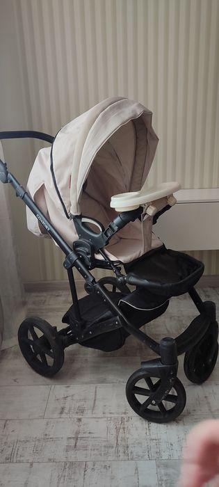 Коляска в идеальном состоянии