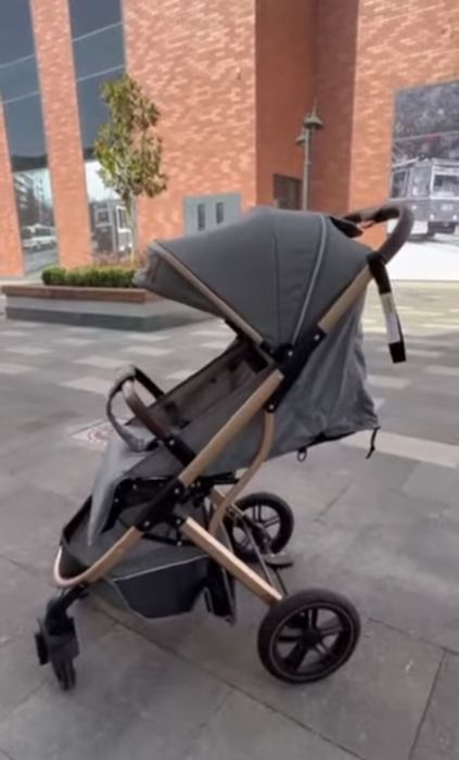 Kolyaska Teknum pishshiq,baloni rezinali