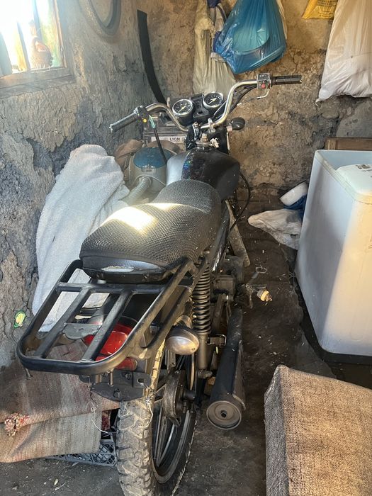 Продам срочно рейсер 110