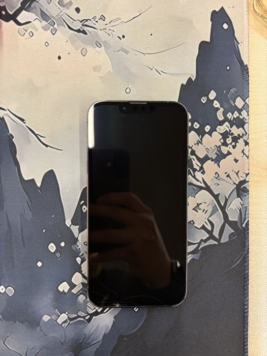 Продам Iphone 13 pro