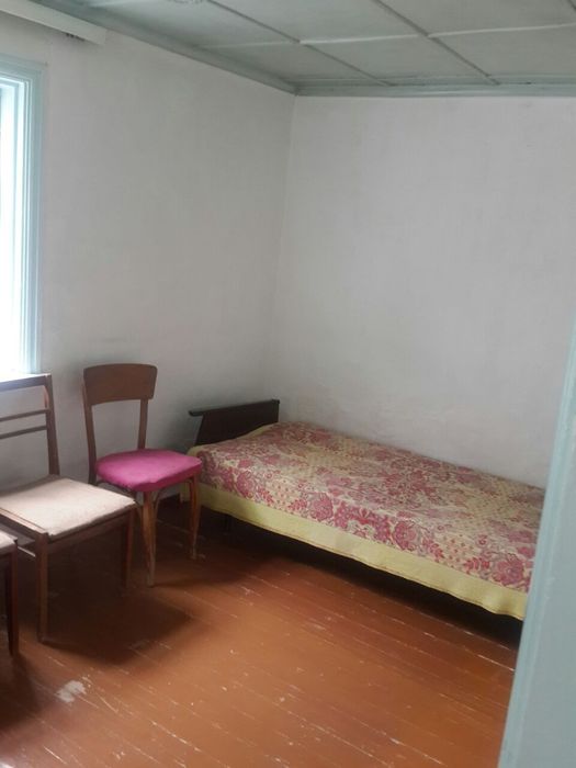 Продаётся дом из четырёх комнат ориентир отдел охрана на светлячка.