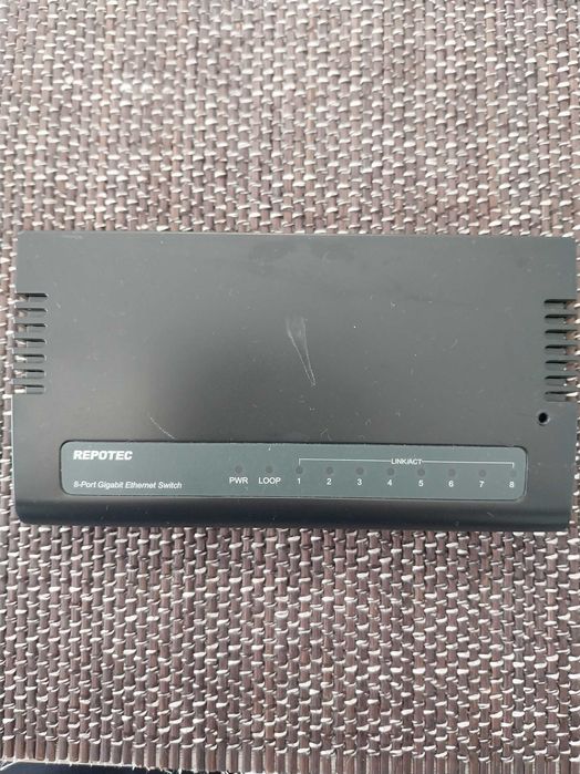 Switch Repotec 8 Port Gigabit