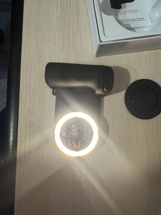 Продам селфи лампу Honor Gift (новая).