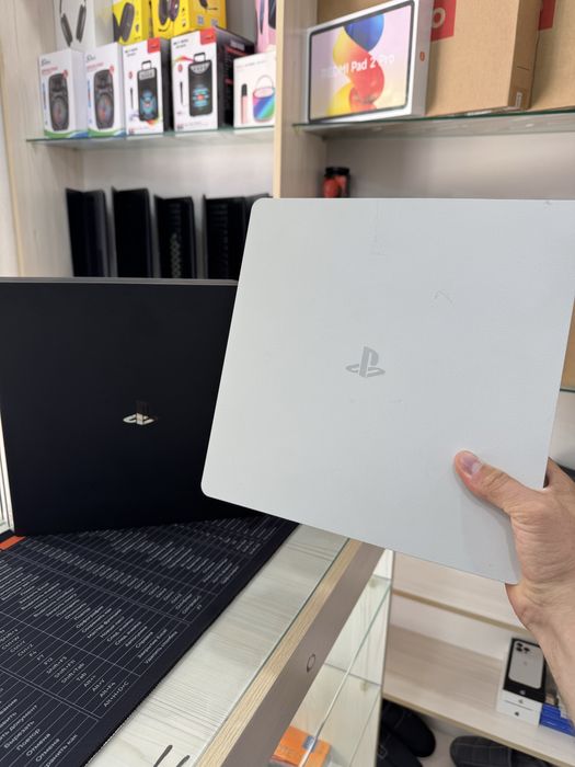 Sony playstation 4