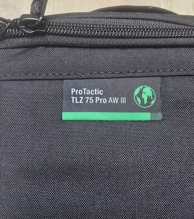 Комплект чанта Lowepro ProTactic TLZ 75 Pro AW III и чанта Lowepro Nova 140 AW II