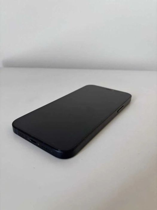 IPhone 12 Продам Айфон 12