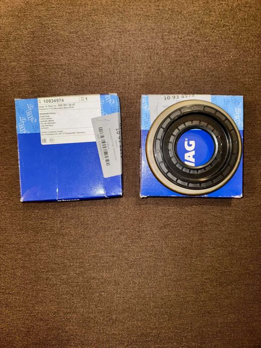 Продавам малко части за мерцедес цлк w 208: