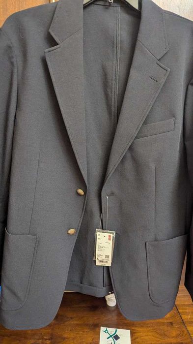 продам фирменный брендовый пиджак из ЯПОНИИ