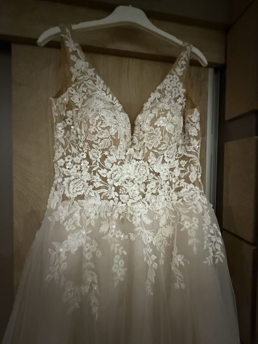 Булчинска рокля - Сватбен Център Варна