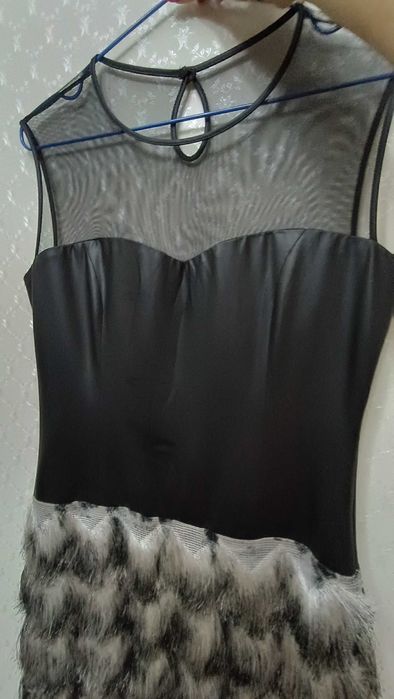 Продам платье 44-46 размера , классное , модное