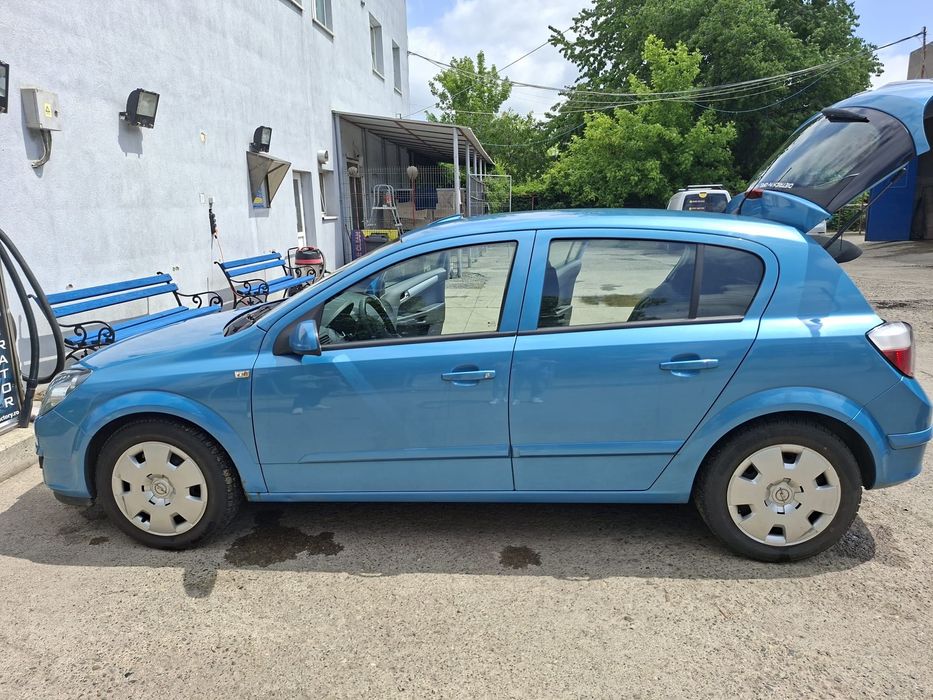 OPEL Astra 2004 — imagine 4