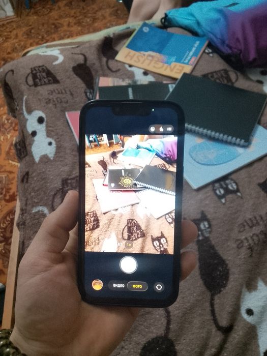 Продам айфон 13 белый или обмен