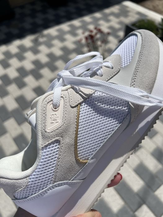 Спортни обувки Tommy Hilfiger