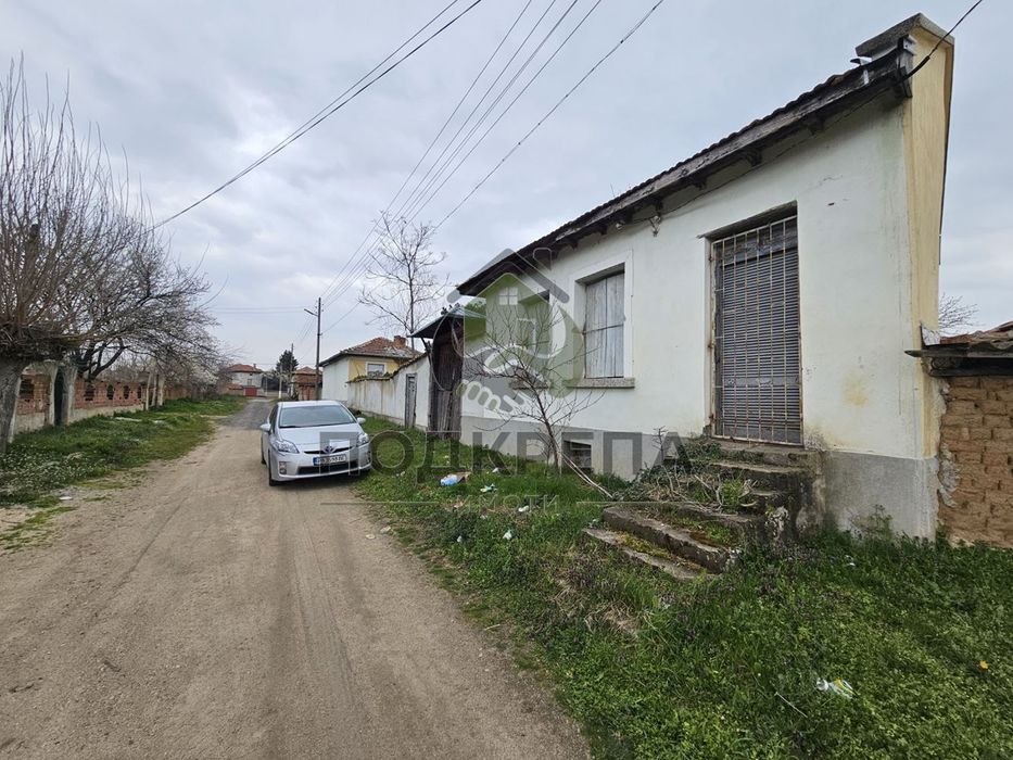 Къща в Пловдив, област-с.Чоба площ 234 цена 35000