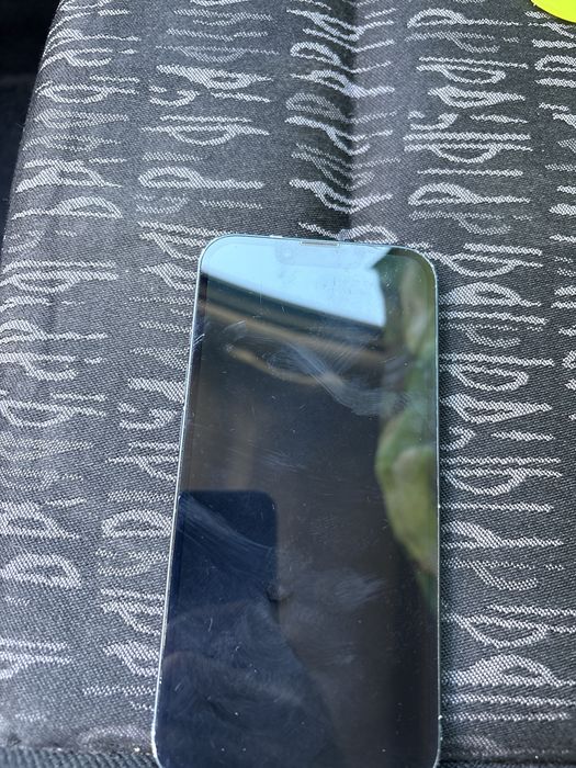 Iphone 13 256g употребяван