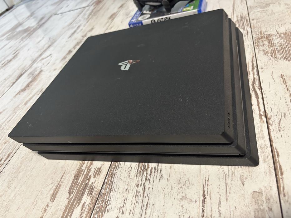 Playstation 4 Pro 1 TB