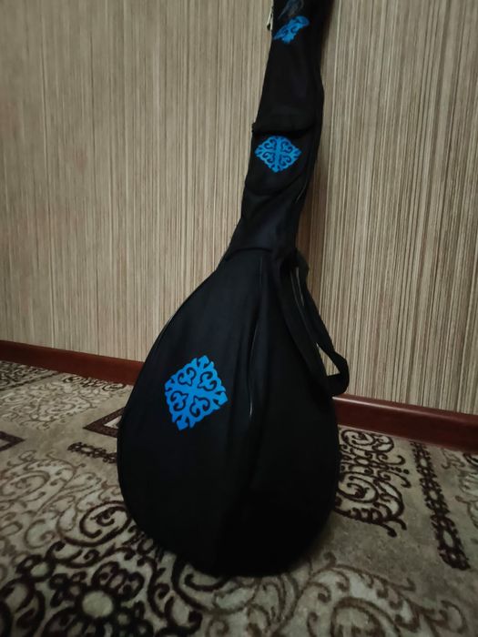 Продаётся домбыра