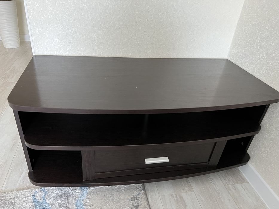 Подставка под телевизор.