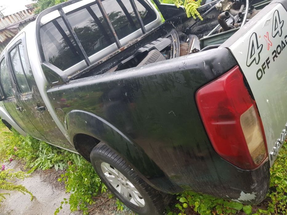 Dezmembrez NISSAN NAVARA D40 2.5DCI EURO4