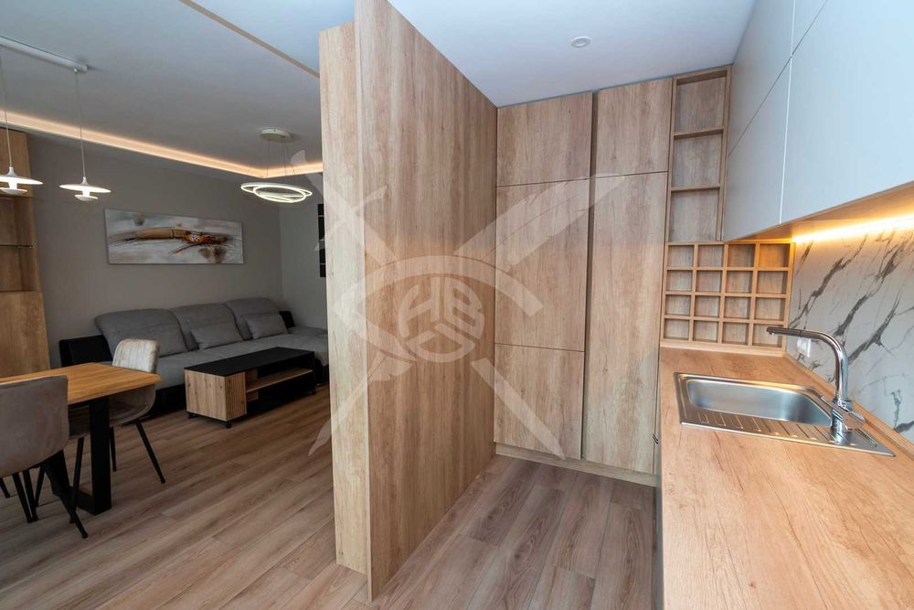 Дава се под наем Тристаен апартамент в София, Лагера - 109 кв.м за 1300 € - Снимка #12