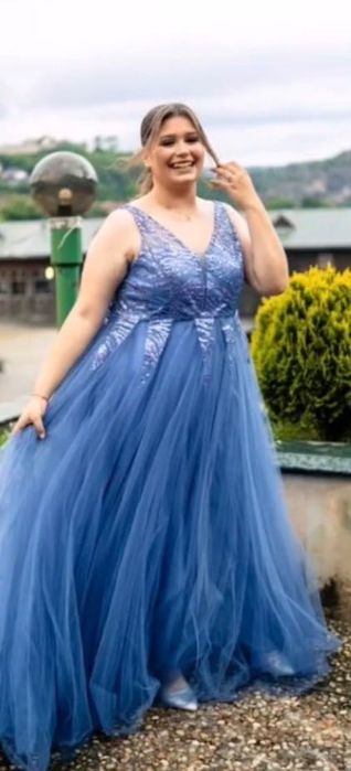 Бална рокля XL размер