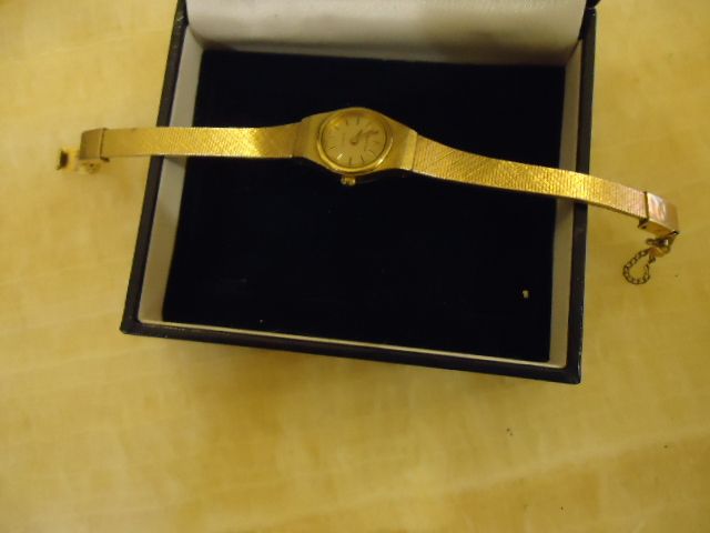 candino certina часовник