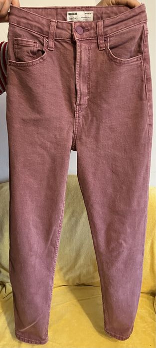 Jeansi bershka noi neutilizati