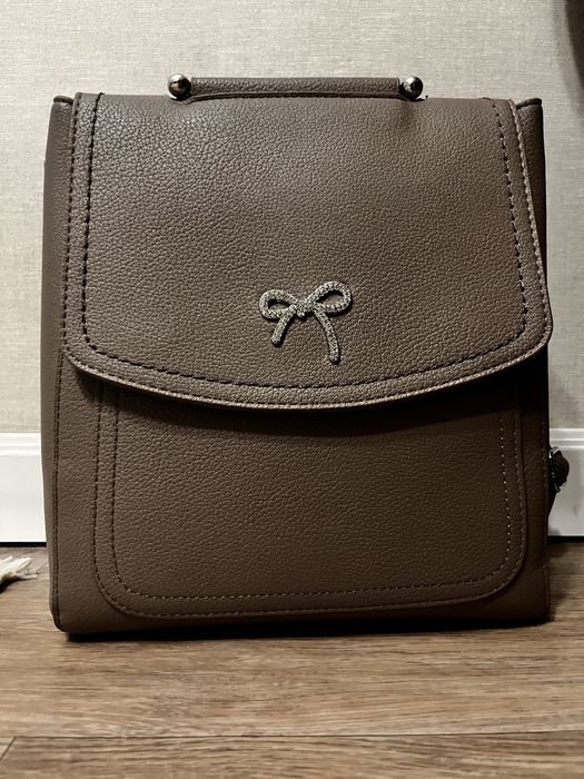 Школьна сумка для девочки