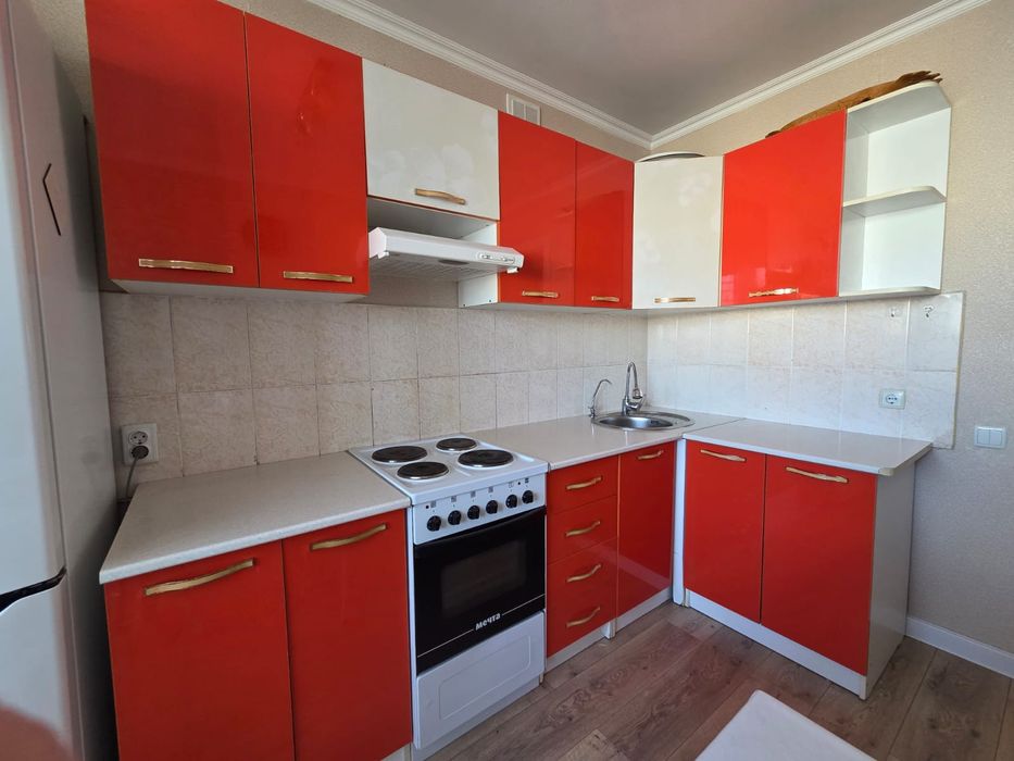 Кухонный гарнитур за50к торг есть