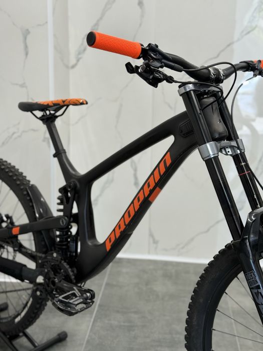 Велосипед за спускане Propain Rage Carbon Perf Mullet L 2021