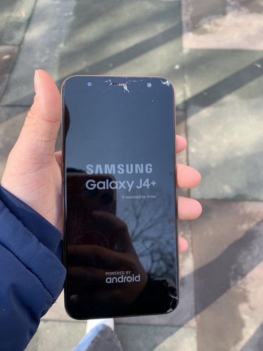 Продам samsung J4+